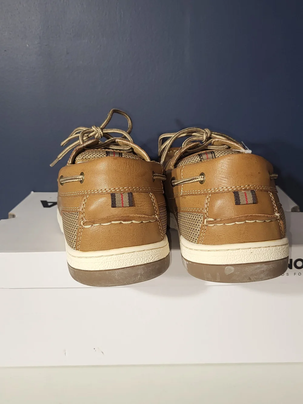 Sonoma Men's Size 11 Darcey Tan Lace-Up Boat Shoes